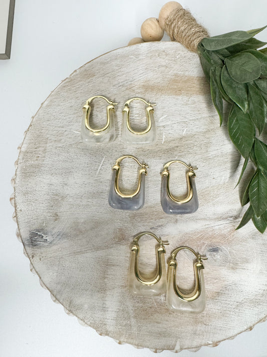Gold Rounded Rectangular Hoop
